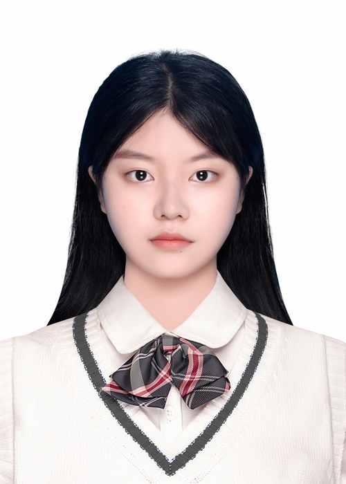 Portrait of Chenxi Zeng